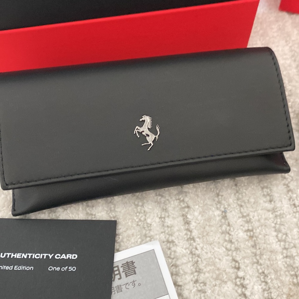 Ferrari sunglasses with yellow lenses One of 50 (#1) limited edition NWT - Picture 10 of 12